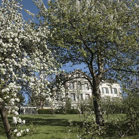 Bed & Breakfast Chambres D'hotes Le Clos Bourdet *